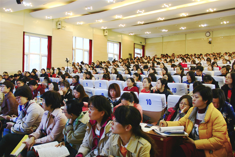 3会议现场_副本.jpg